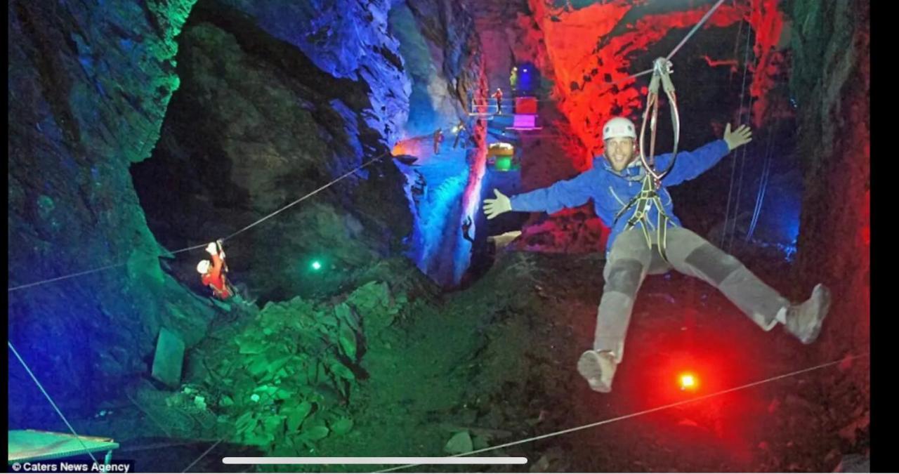 Zip Cottage Sleeps 2-3 Climb Snowdon Zip World Tanygrisiau Ngoại thất bức ảnh